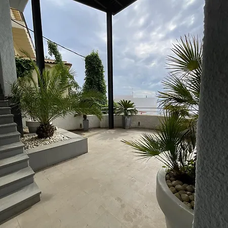 Βίλα Belle Vue Ρόζες